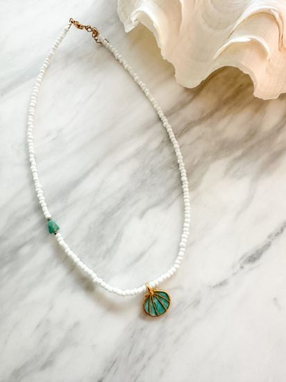 Εικόνα της Turquoise Clam Necklace
